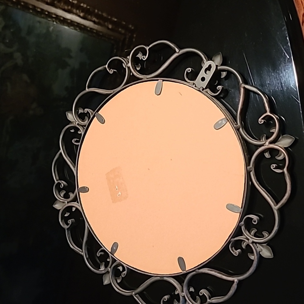 Decorative Mirror - Picture 4 of 4